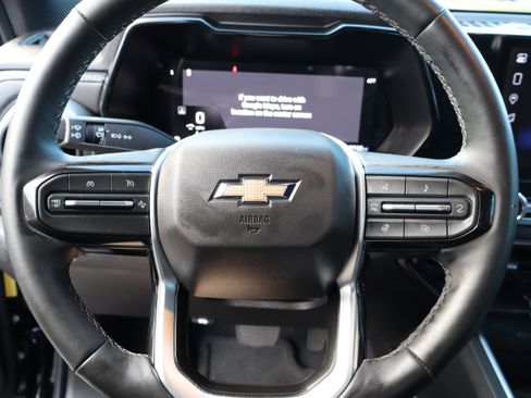 Used 2024 Chevrolet Colorado LT w/ LT Convenience Package III image 23