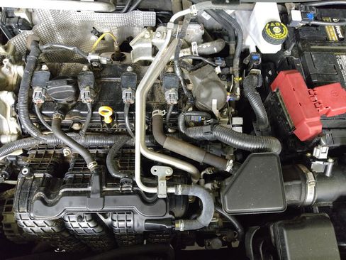 Used 2021 Nissan Rogue SV AWD/4WD image 30