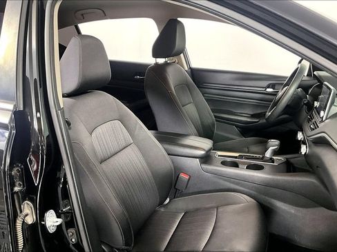 Used 2019 Nissan Altima 2.5 S FWD image 7