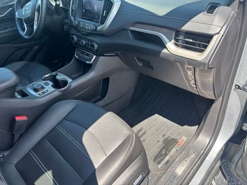 Used 2024 GMC Terrain Denali w/ Denali Premium Package AWD/4WD image 22