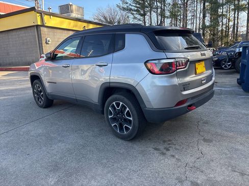 Used 2019 Jeep Compass Trailhawk image 10