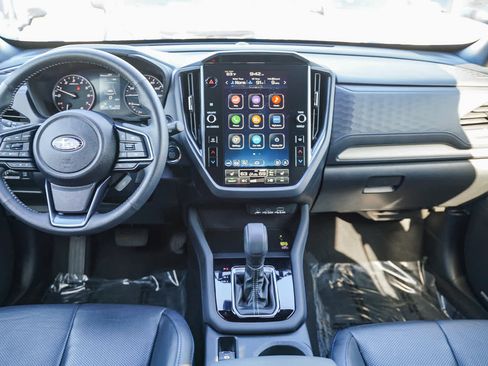 Certified 2025 Subaru Forester Limited image 12