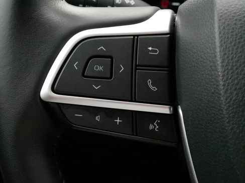 Certified 2025 Toyota Highlander XSE AWD/4WD image 27