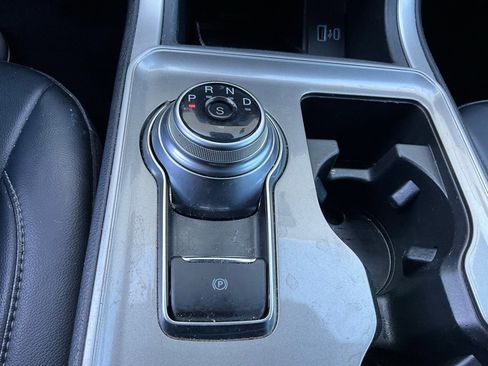 Used 2024 Ford Edge SEL image 22