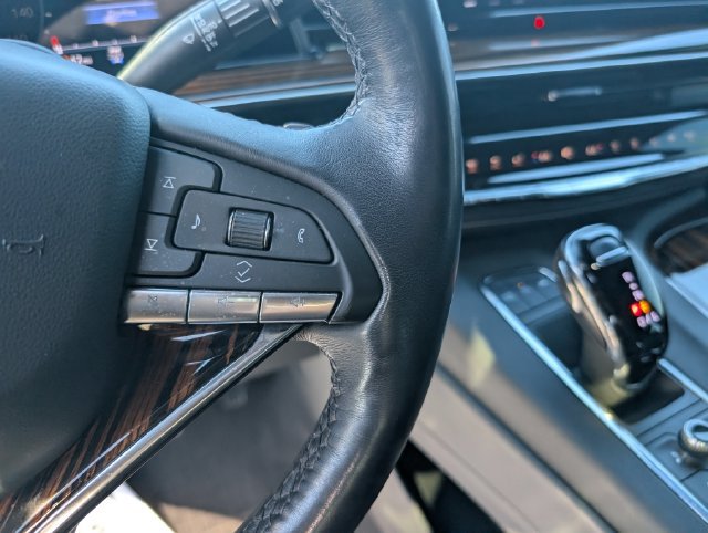 Used 2023 Cadillac Escalade Premium Luxury w/ LPO, Floor Liner Package AWD/4WD image 17