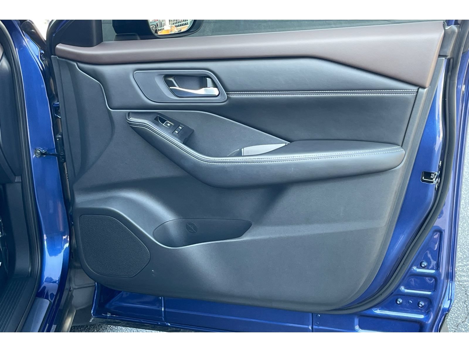 Used 2023 Nissan Rogue SL w/ SL Premium Package FWD image 21