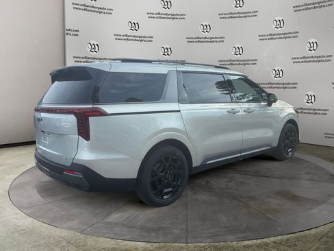 New 2026 Kia Carnival SX Prestige image 5