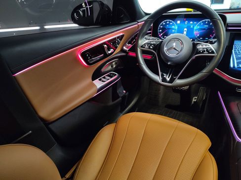 Certified 2024 Mercedes-Benz E 350 4MATIC Sedan image 28