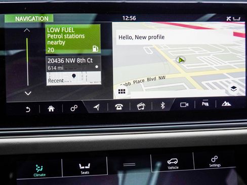 Used 2021 Land Rover Range Rover P525 Westminster Edition LWB AWD/4WD image 26