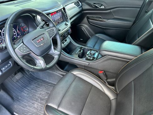 Used 2023 GMC Acadia AT4 w/ Technology Package image 10