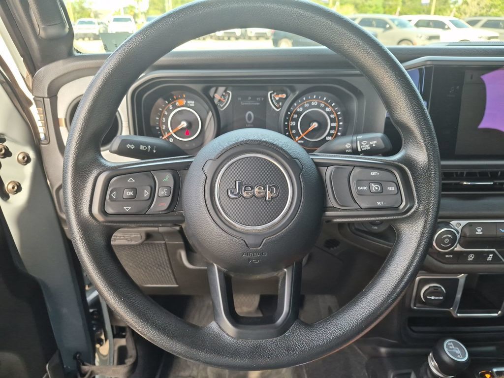 Used 2024 Jeep Wrangler Sport AWD/4WD image 14