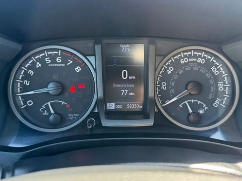 Used 2023 Toyota Tacoma TRD Off-Road AWD/4WD image 11