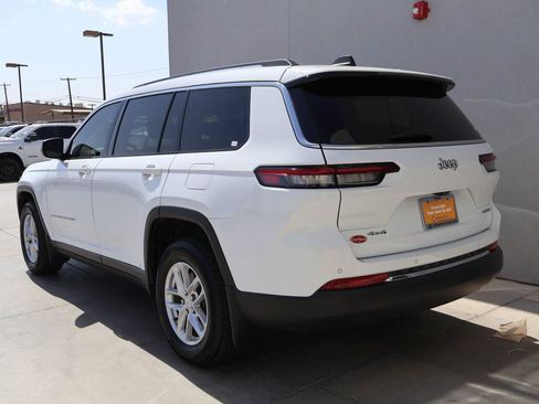 Used 2023 Jeep Grand Cherokee L Laredo w/ MOPAR Finishing Package AWD/4WD image 3