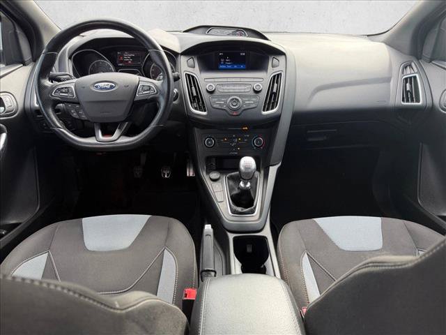 Used 2018 Ford Focus ST FWD image 19