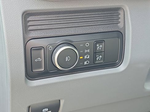 Used 2024 Ford F250 XLT image 24