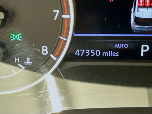 Used 2023 Nissan Rogue SL w/ SL Premium Package image 19