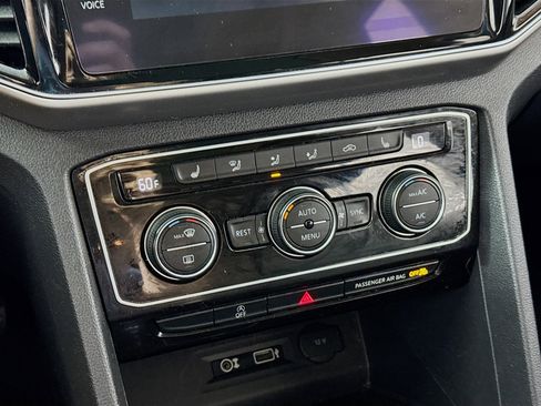 Used 2018 Volkswagen Atlas SEL image 18