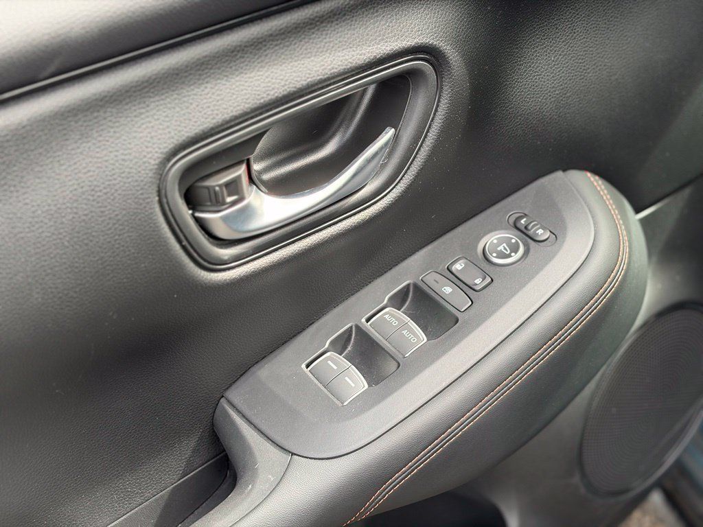 Used 2024 Honda HR-V Sport image 15