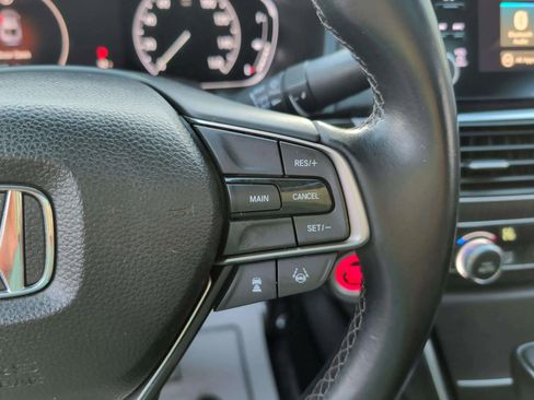 Used 2018 Honda Accord EX-L image 22