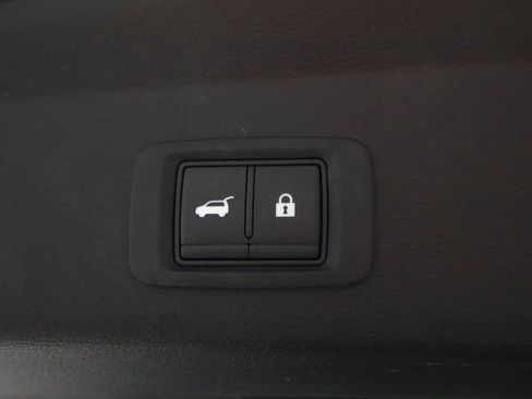 Used 2022 Mitsubishi Outlander SE image 22