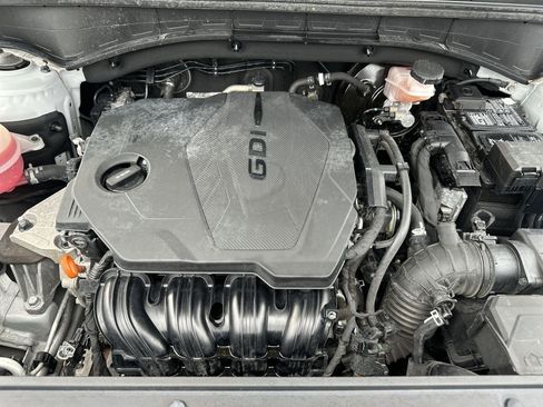 Certified 2022 Kia Sorento S FWD image 17