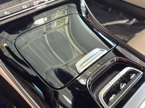 Certified 2026 Mercedes-Benz CLE 300 4MATIC Cabriolet image 33