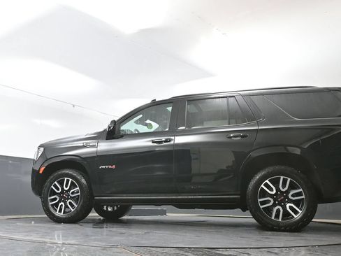 Used 2024 GMC Yukon AT4 w/ AT4 Premium Package AWD/4WD image 58