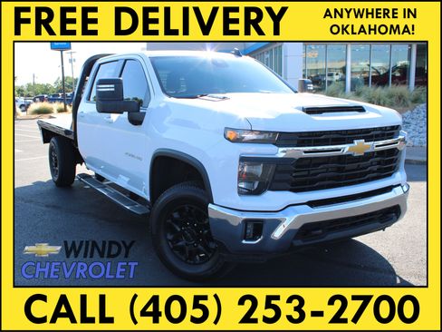 Used 2024 Chevrolet Silverado 2500 LT w/ Convenience Package AWD/4WD image 1