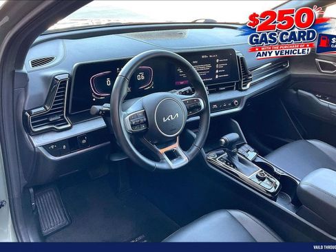 Used 2025 Kia Sportage X-Line AWD/4WD image 14