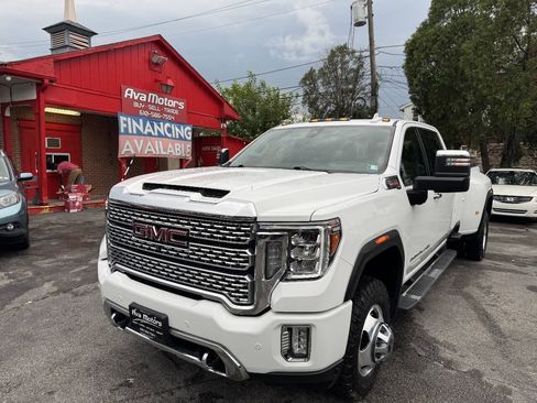 Used 2021 GMC Sierra 3500 Denali w/ Denali Ultimate Package AWD/4WD image 1