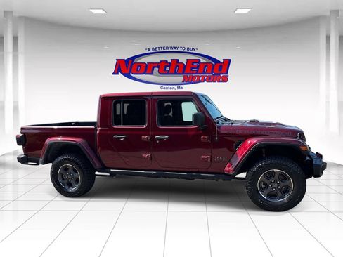 Used 2022 Jeep Gladiator Rubicon w/ LED Lighting Group AWD/4WD image 2
