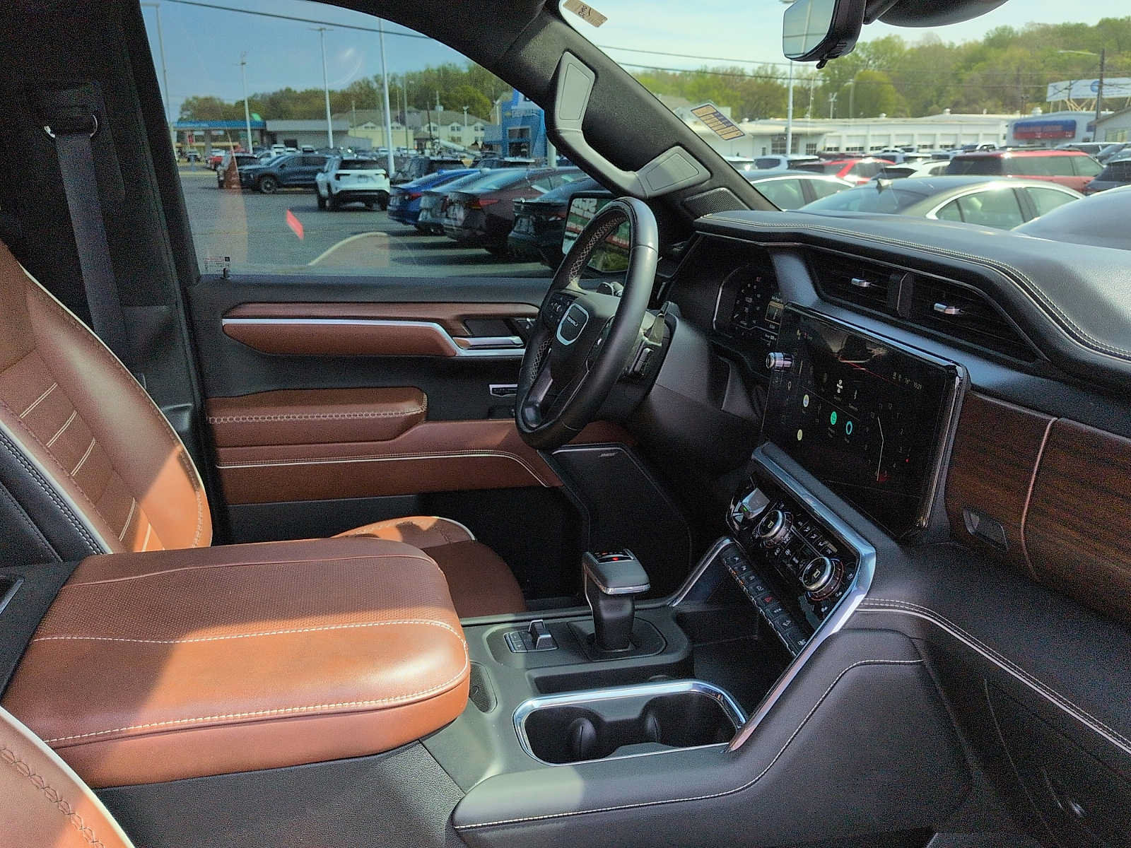 Used 2024 GMC Sierra 1500 Denali Ultimate AWD/4WD image 10