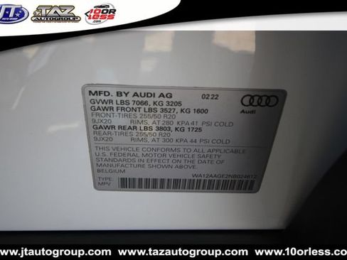 Used 2022 Audi e-tron Premium Plus w/ Premium Plus Package AWD/4WD image 27