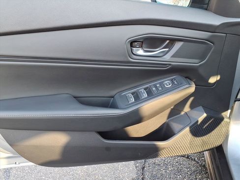 Used 2024 Honda Accord Sport image 10