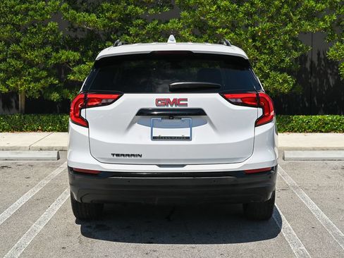 Used 2020 GMC Terrain SLT w/ Preferred Package FWD image 5