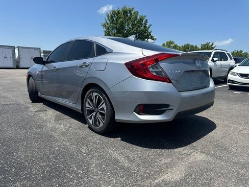 Used 2016 Honda Civic EX-T image 9