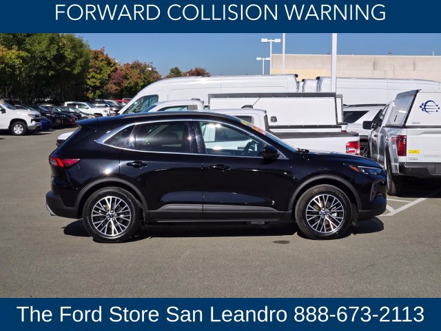 Used 2025 Ford Escape SE w/ PHEV Premium Package FWD image 8
