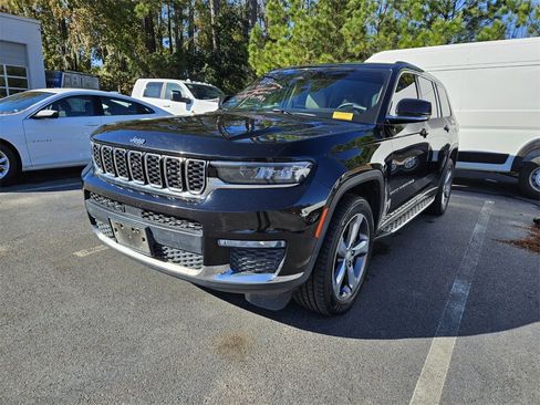 Used 2021 Jeep Grand Cherokee L Limited image 2