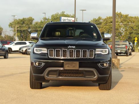 Used 2017 Jeep Grand Cherokee Limited w/ Luxury Group II AWD/4WD image 2