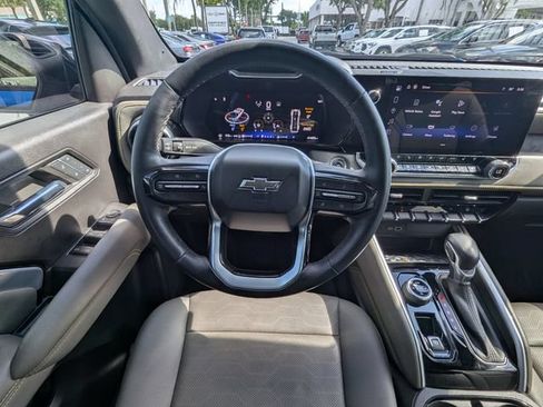 Used 2023 Chevrolet Colorado ZR2 w/ ZR2 Convenience Package III AWD/4WD image 16