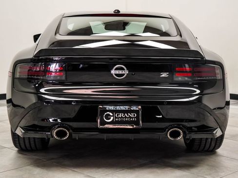Used 2024 Nissan Z Performance w/ Floor Mat Package RWD image 10