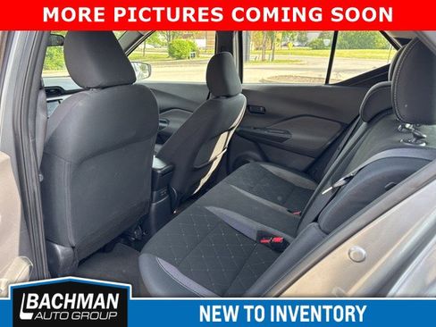 Used 2020 Nissan Kicks S FWD image 6