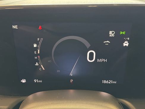 Used 2025 Buick Encore GX Sport Touring w/ Advanced Technology Package image 36