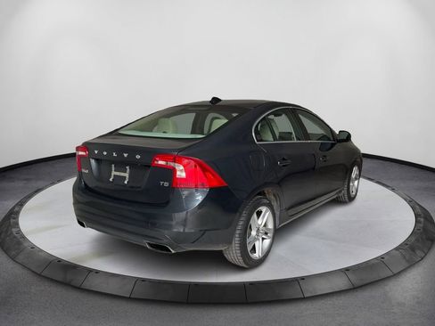 Used 2015 Volvo S60 T5 Premier image 5