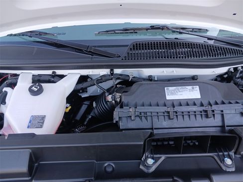 New 2025 Chevrolet Express 3500 Extended image 14