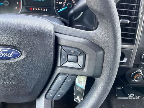 Used 2017 Ford F150 XLT RWD image 23