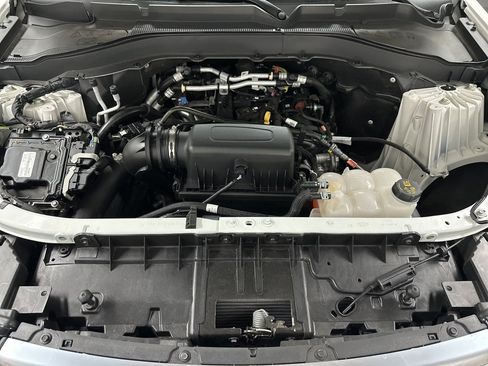 Used 2022 Ford Explorer XLT w/ Equipment Group 202A image 44