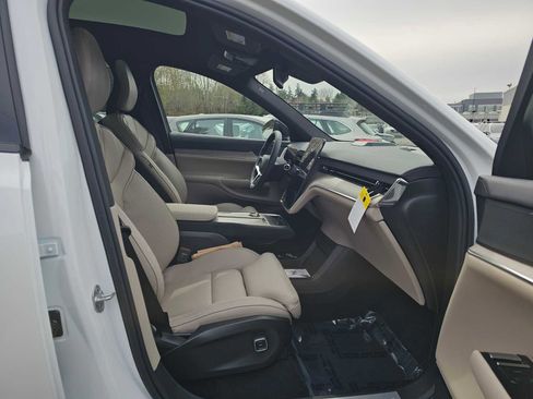 New 2026 Volvo EX90 Ultra image 11
