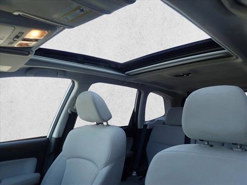 Used 2014 Subaru Forester 2.5i Premium w/ Popular Package #2 AWD/4WD image 13
