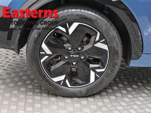 Used 2024 Kia Niro Wind w/ Wind Preserve Package FWD image 30